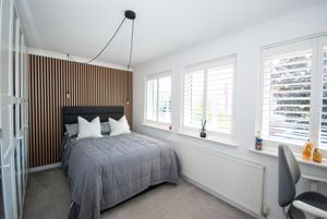 Bed 2- click for photo gallery